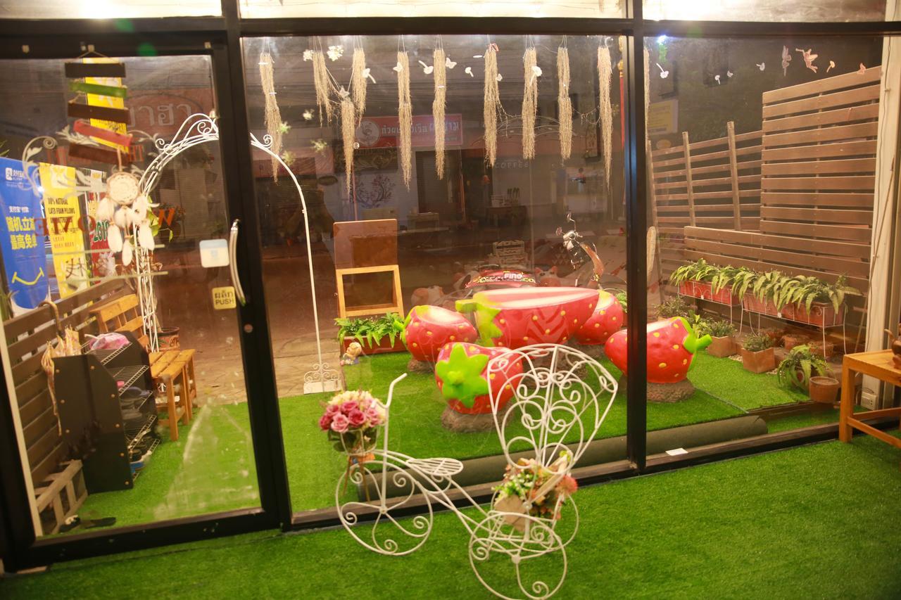 The Sun Hostel Чиангмай Екстериор снимка