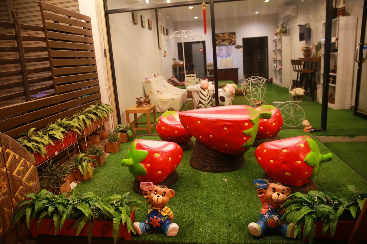 The Sun Hostel Чиангмай Екстериор снимка