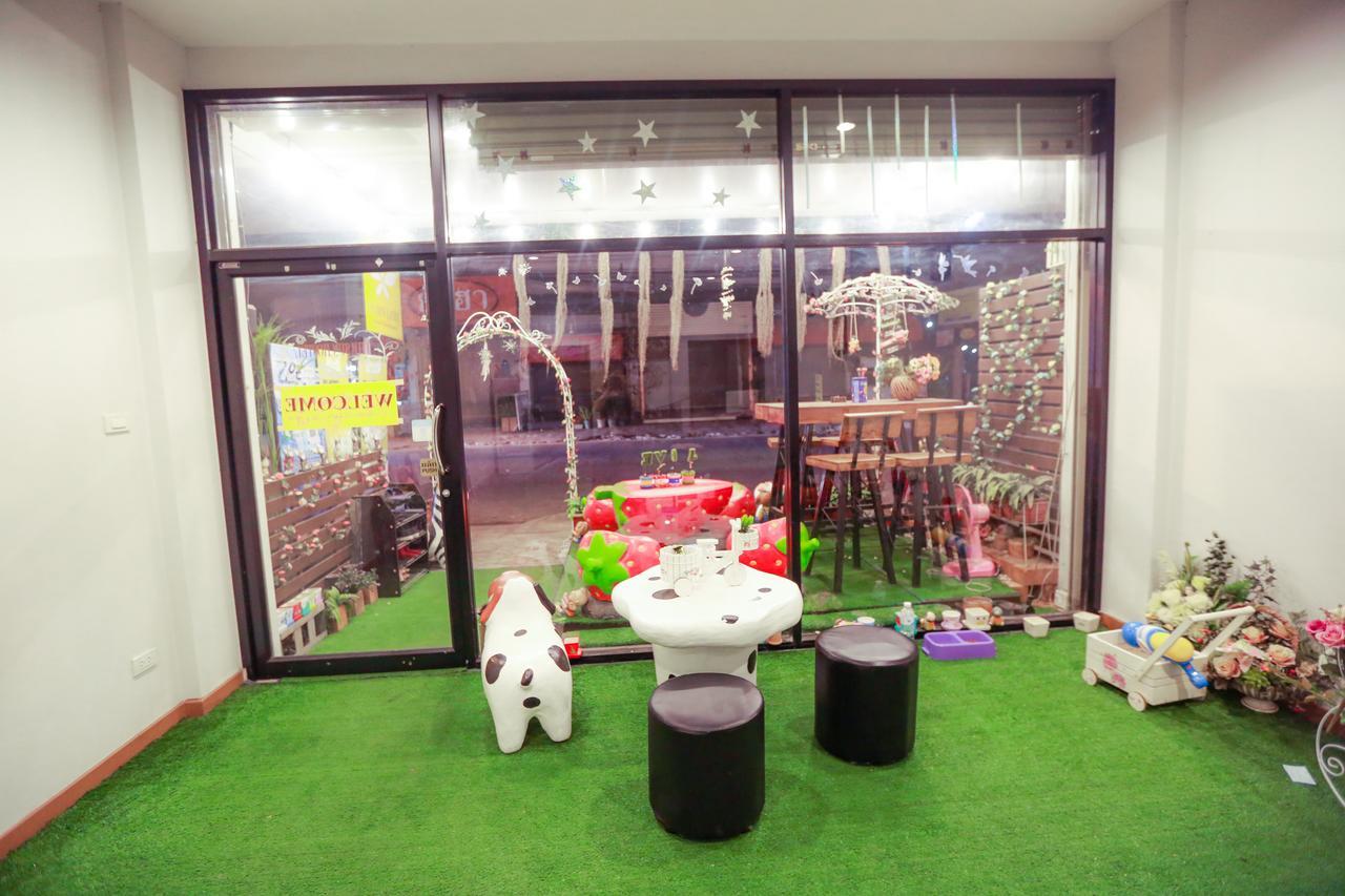 The Sun Hostel Чиангмай Екстериор снимка