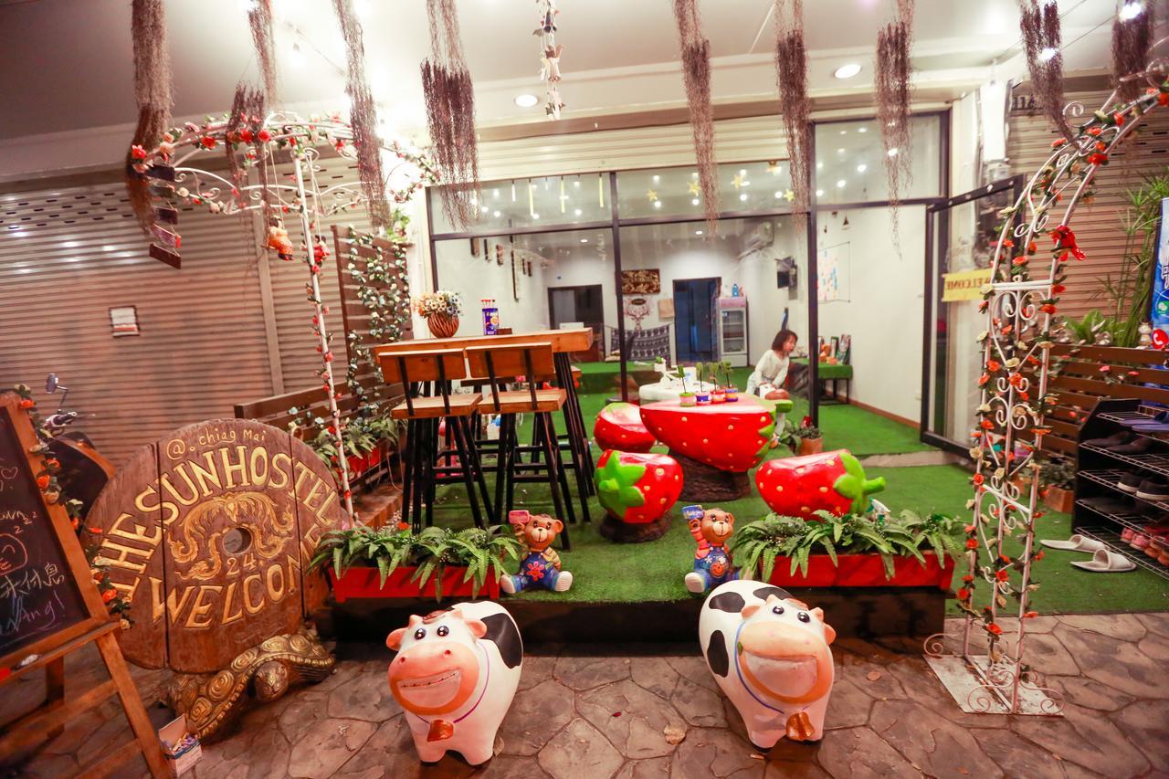 The Sun Hostel Чиангмай Екстериор снимка