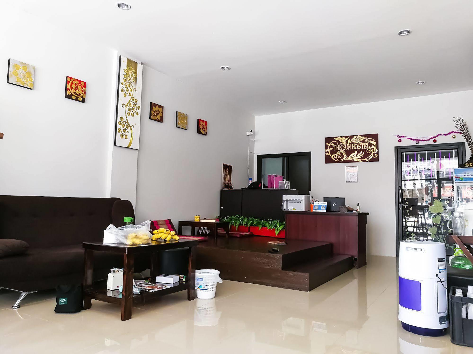 The Sun Hostel Чиангмай Екстериор снимка